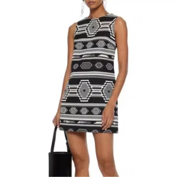 Alice + Olivia Dresses & Skirts - Alice + Olivia Black White Cotton Southwest Print Clyde Shift Dress Size 12